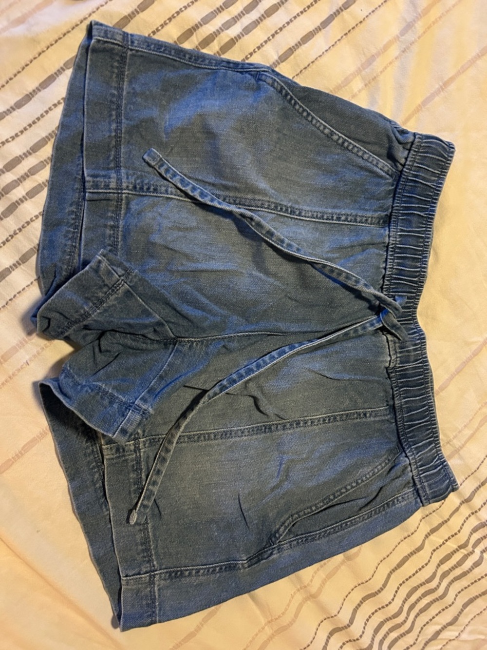 LOFT Outlet Jean Drawstring shorts small